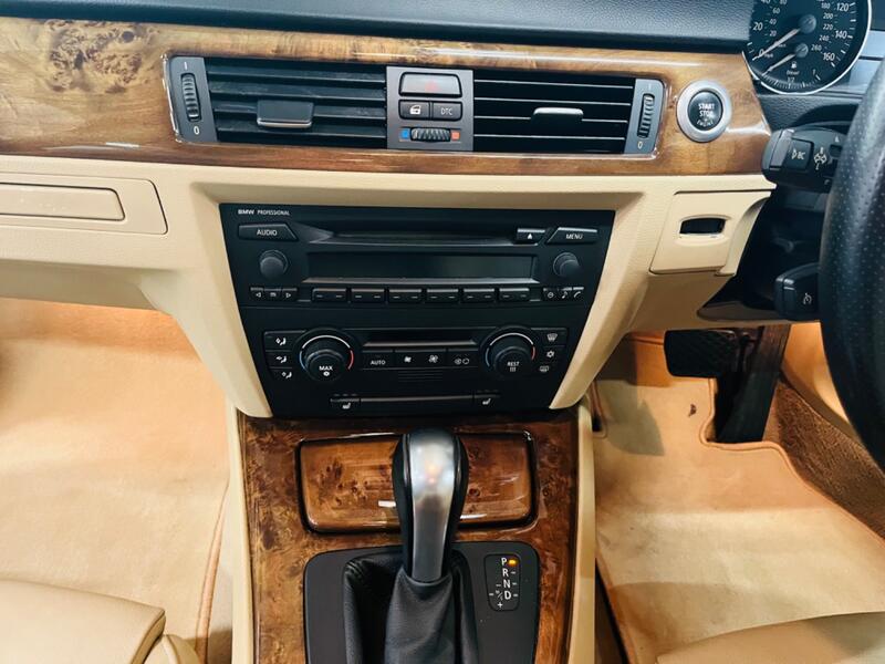 BMW 3 SERIES