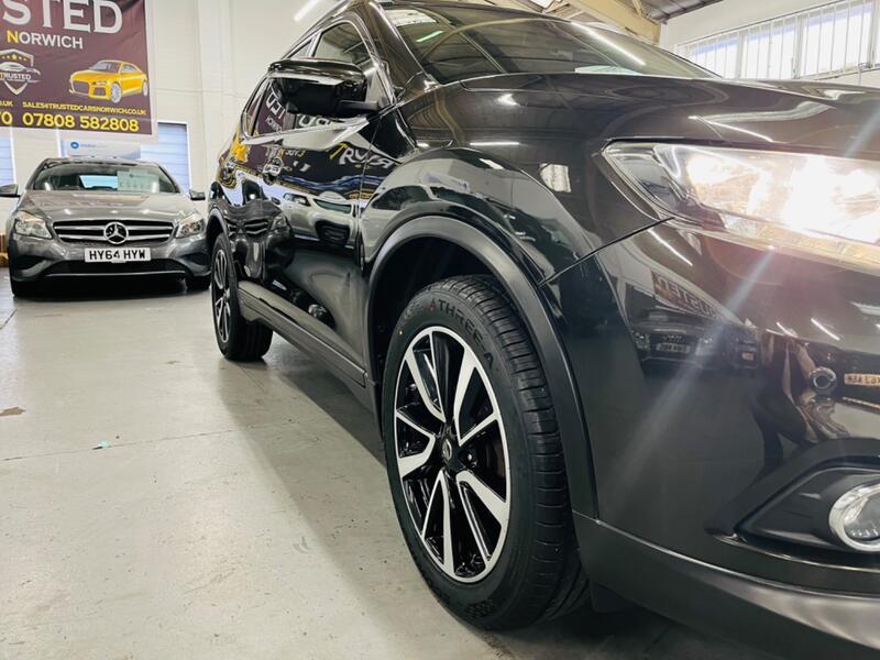 NISSAN X-TRAIL