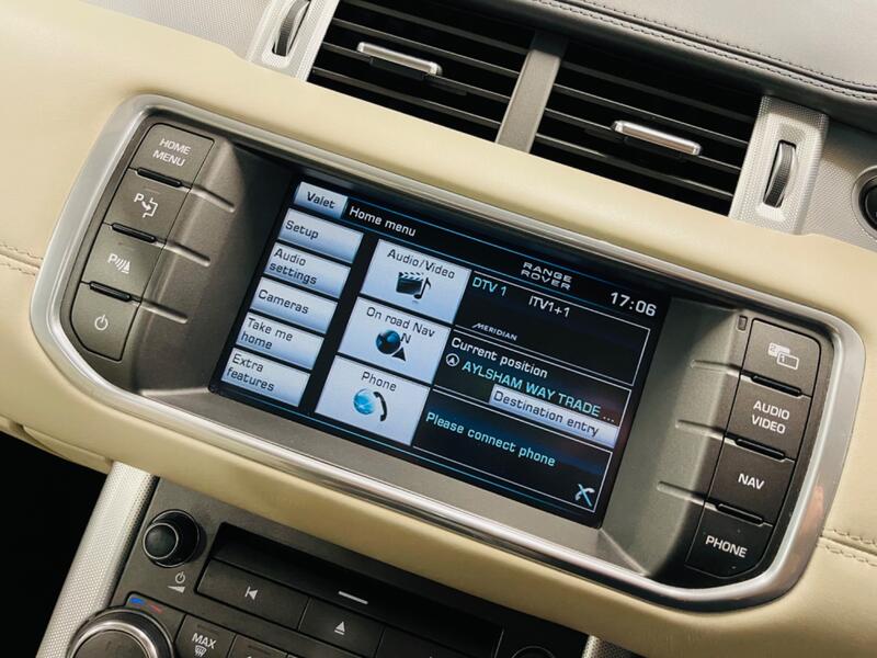 LAND ROVER RANGE ROVER EVOQUE
