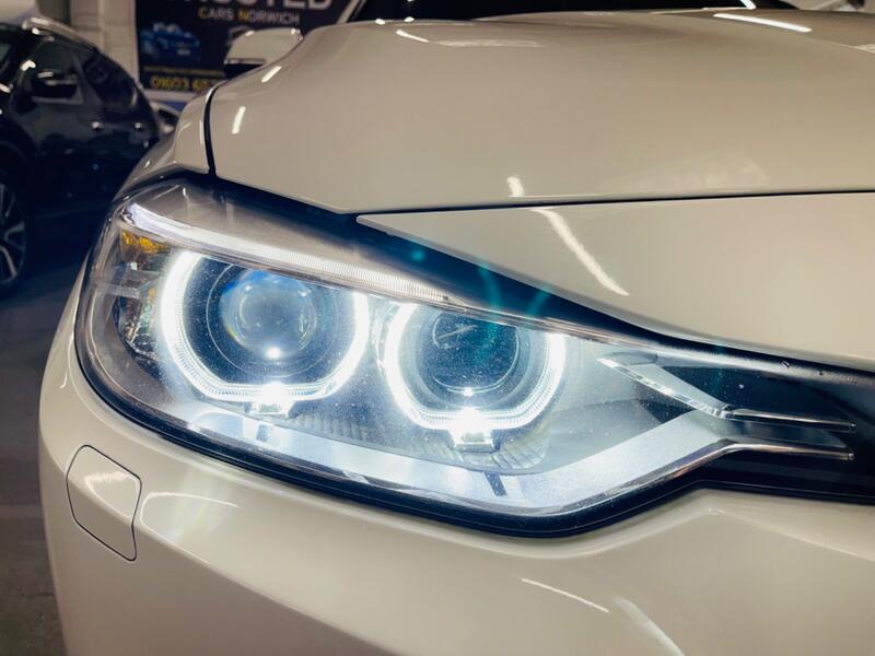 BMW 3 SERIES
