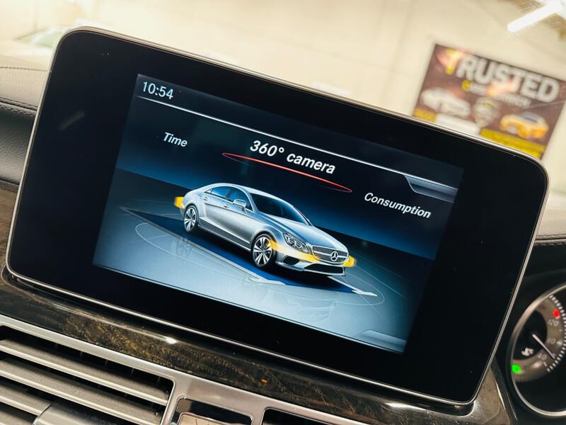 MERCEDES-BENZ CLS