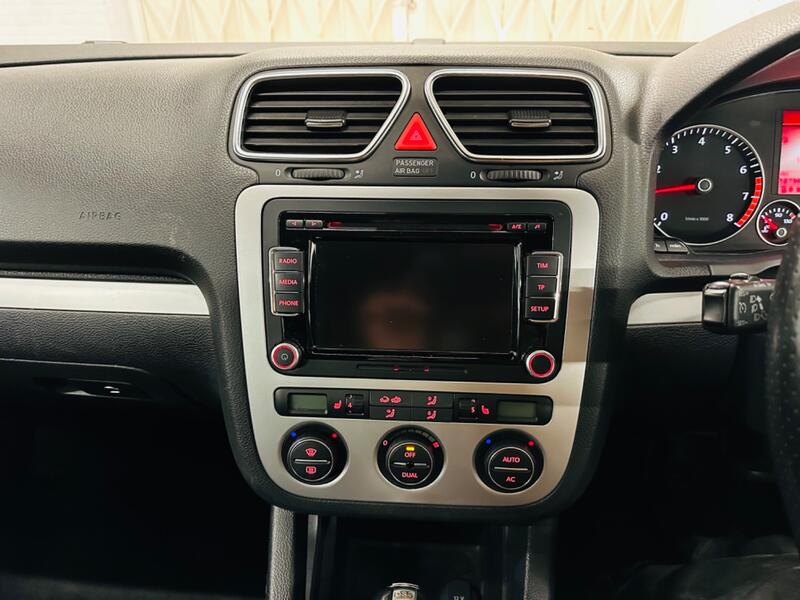 VOLKSWAGEN SCIROCCO