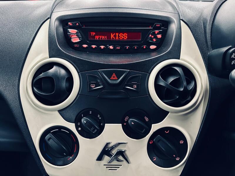 FORD KA