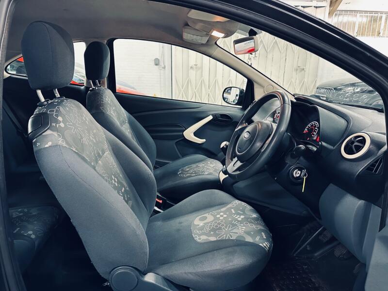 FORD KA