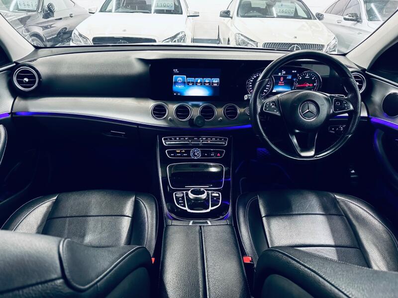MERCEDES-BENZ E CLASS