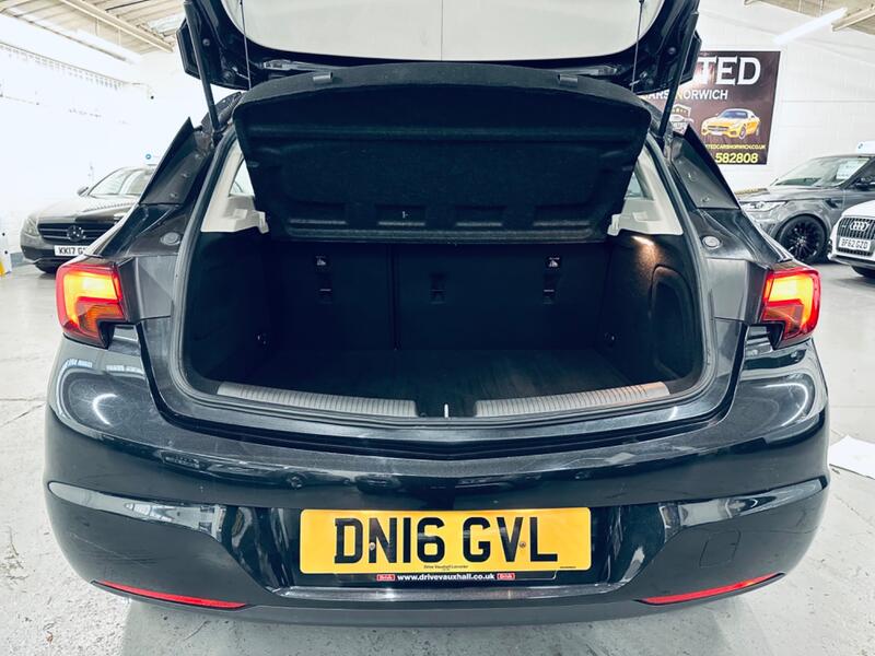 VAUXHALL ASTRA