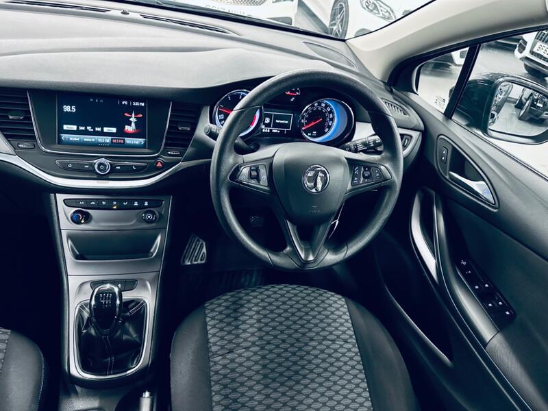 VAUXHALL ASTRA