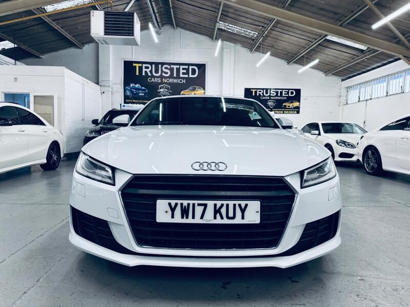 AUDI TT