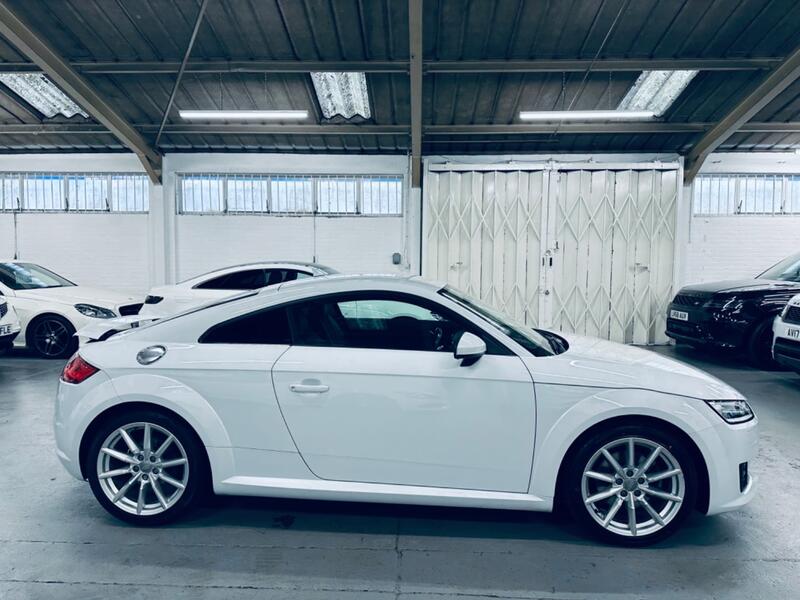 AUDI TT