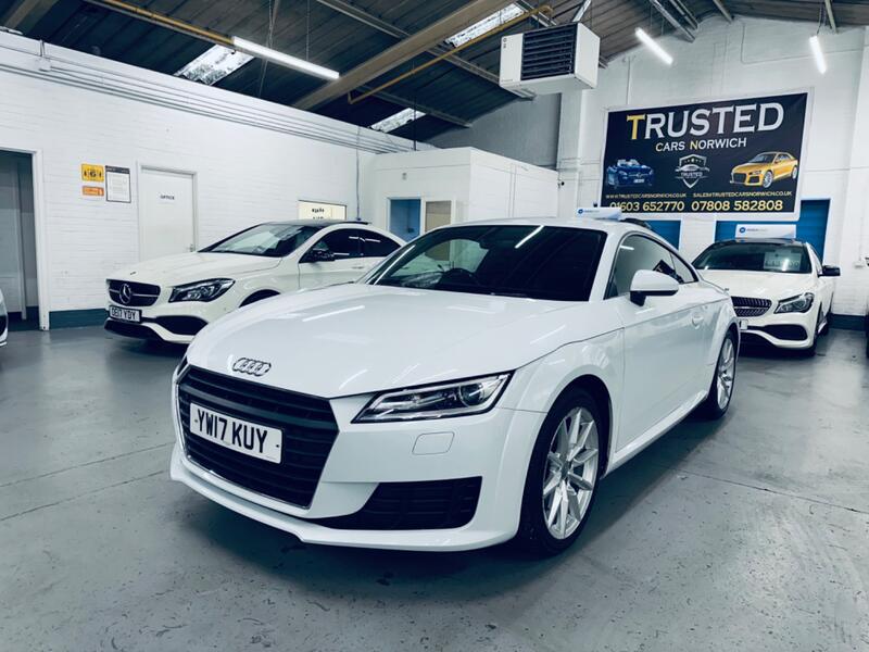 AUDI TT