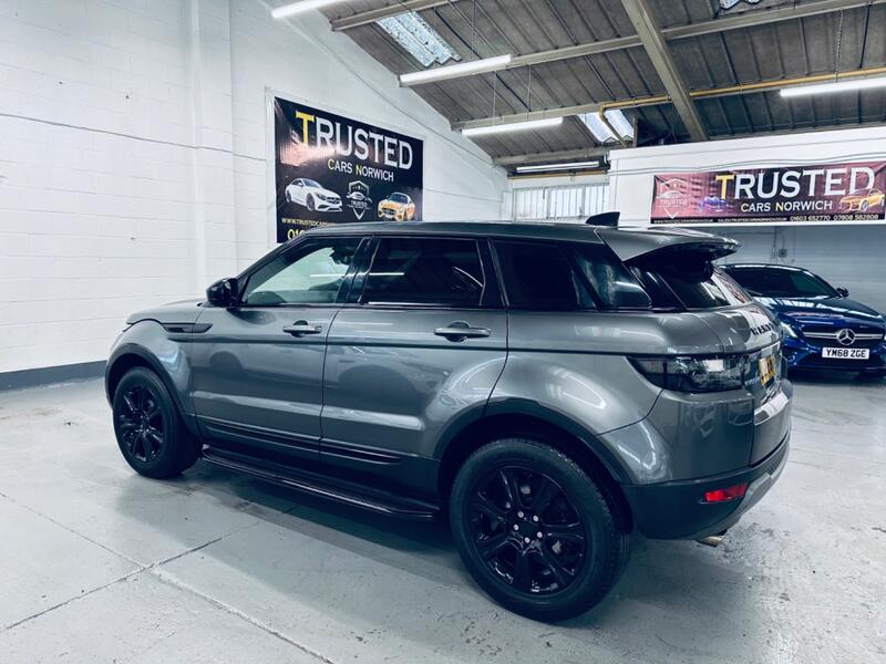 LAND ROVER RANGE ROVER EVOQUE