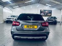MERCEDES-BENZ GLA CLASS