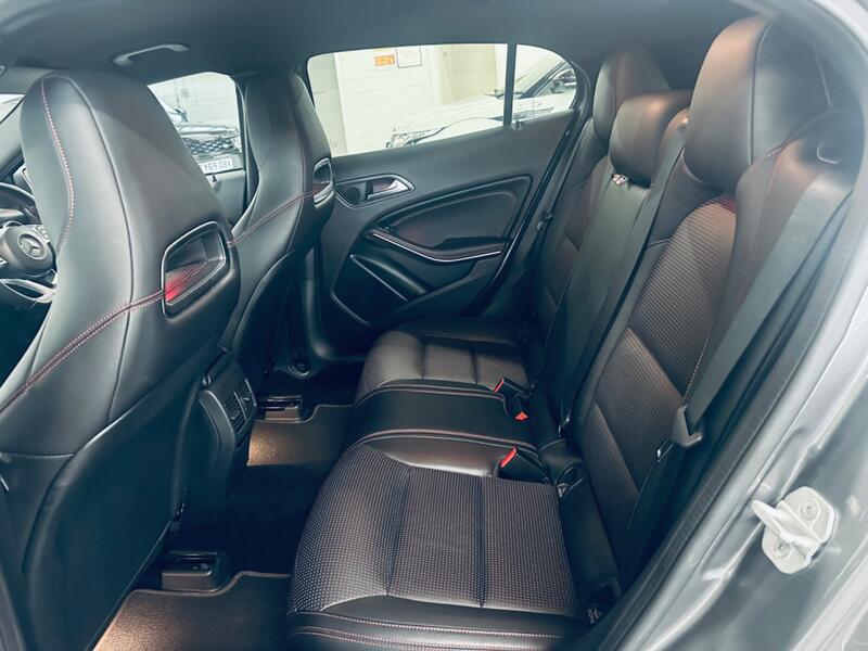 MERCEDES-BENZ GLA CLASS
