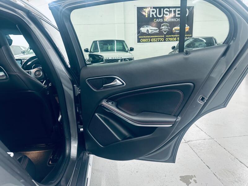 MERCEDES-BENZ GLA CLASS