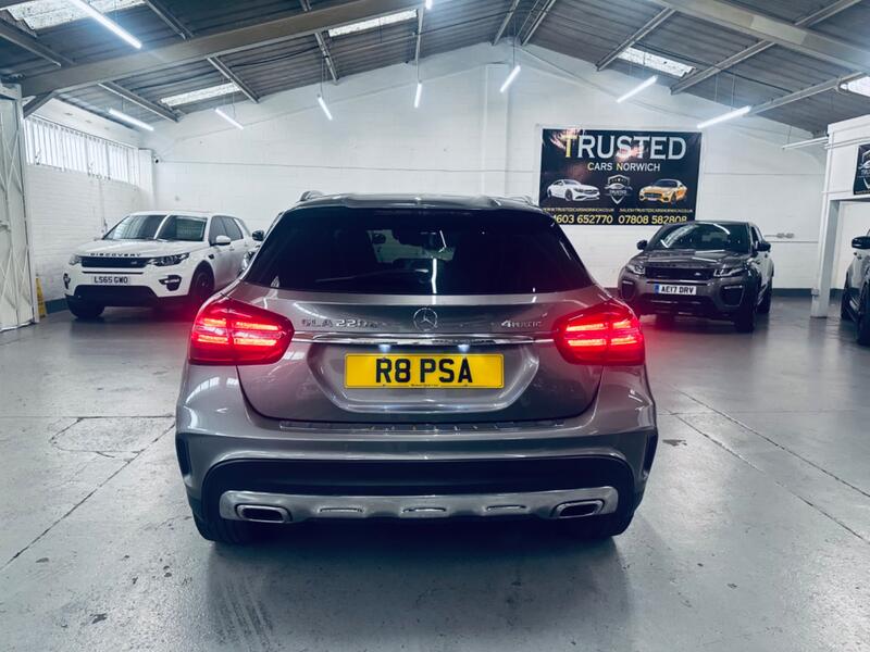 MERCEDES-BENZ GLA CLASS
