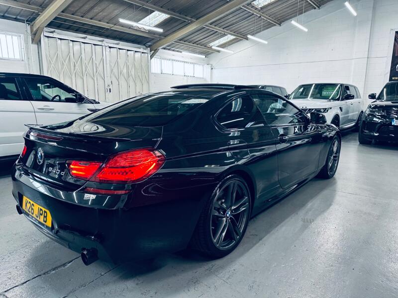 BMW 6 SERIES