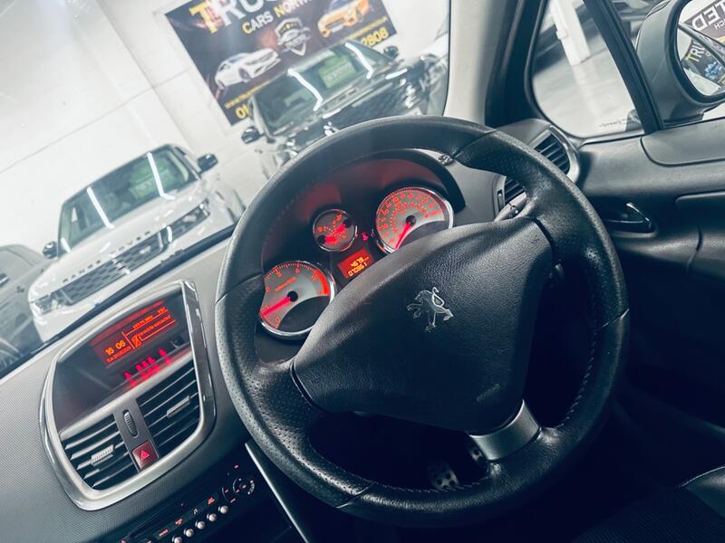 PEUGEOT 207
