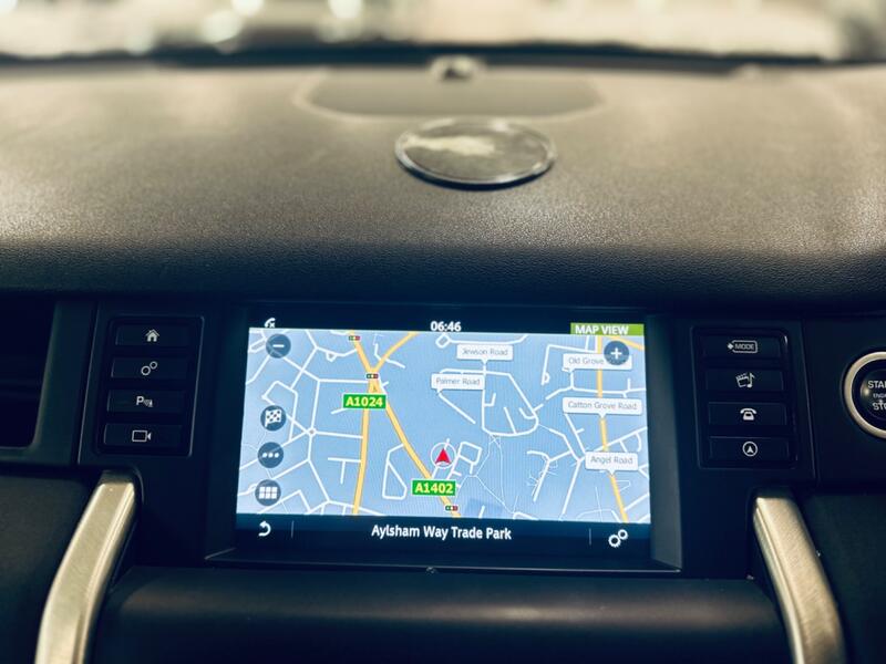 LAND ROVER DISCOVERY SPORT