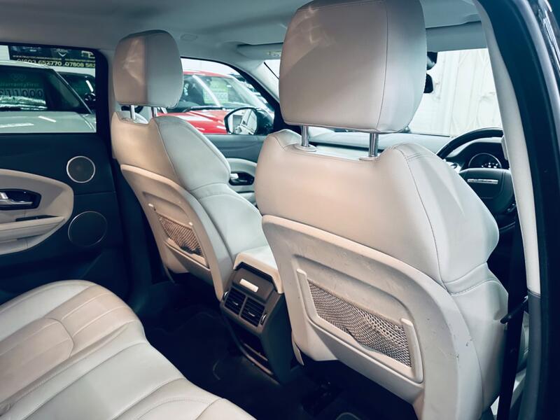 LAND ROVER RANGE ROVER EVOQUE