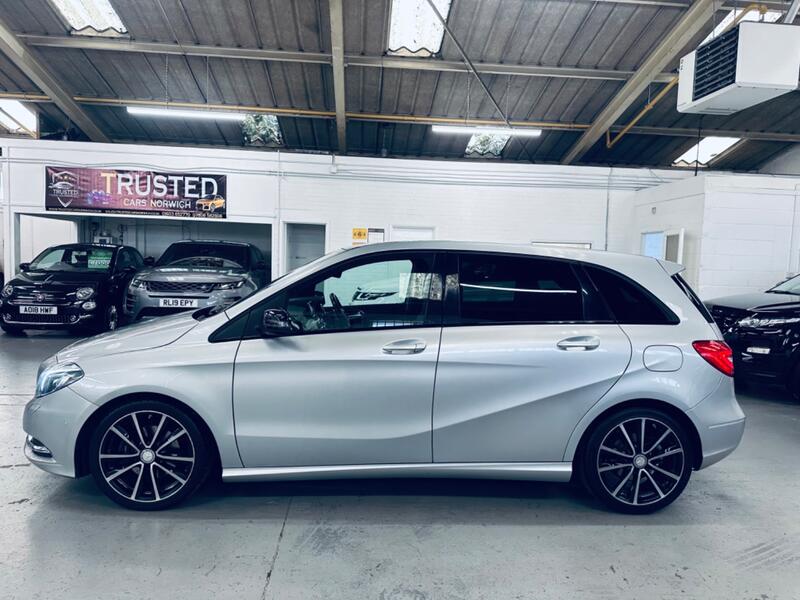 MERCEDES-BENZ B CLASS