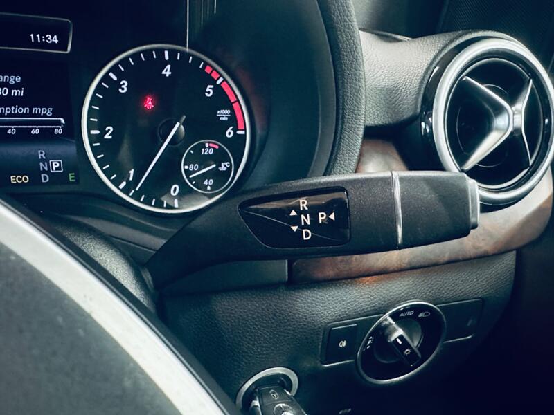 MERCEDES-BENZ B CLASS