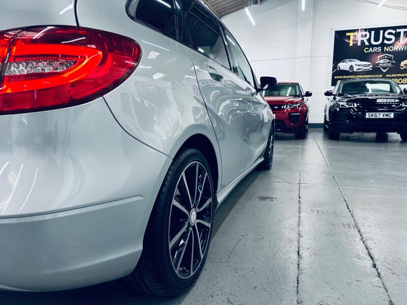MERCEDES-BENZ B CLASS