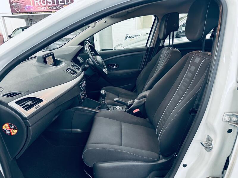 RENAULT MEGANE