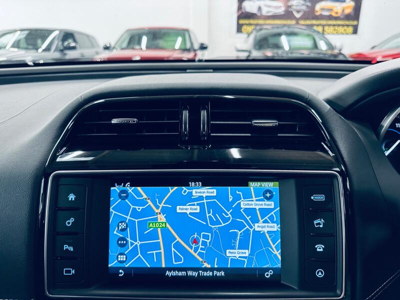 JAGUAR XE