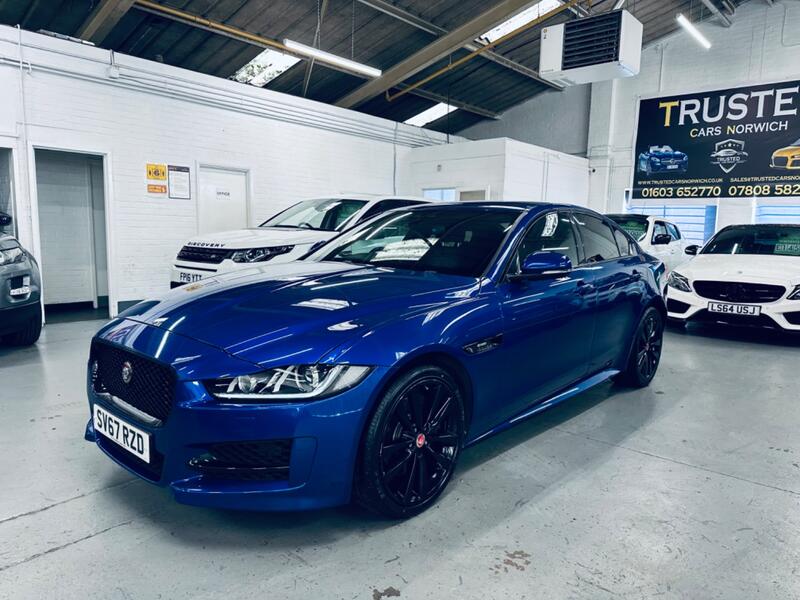 JAGUAR XE