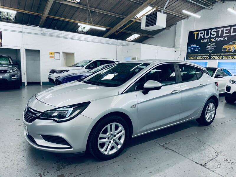 VAUXHALL ASTRA
