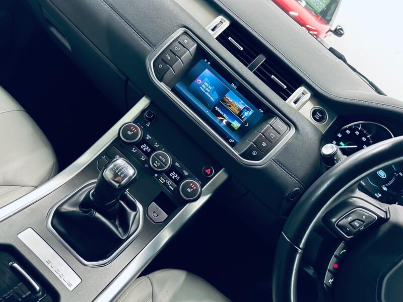 LAND ROVER RANGE ROVER EVOQUE