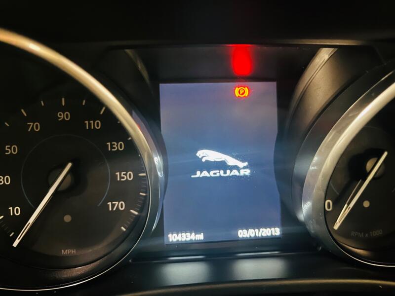 JAGUAR XE