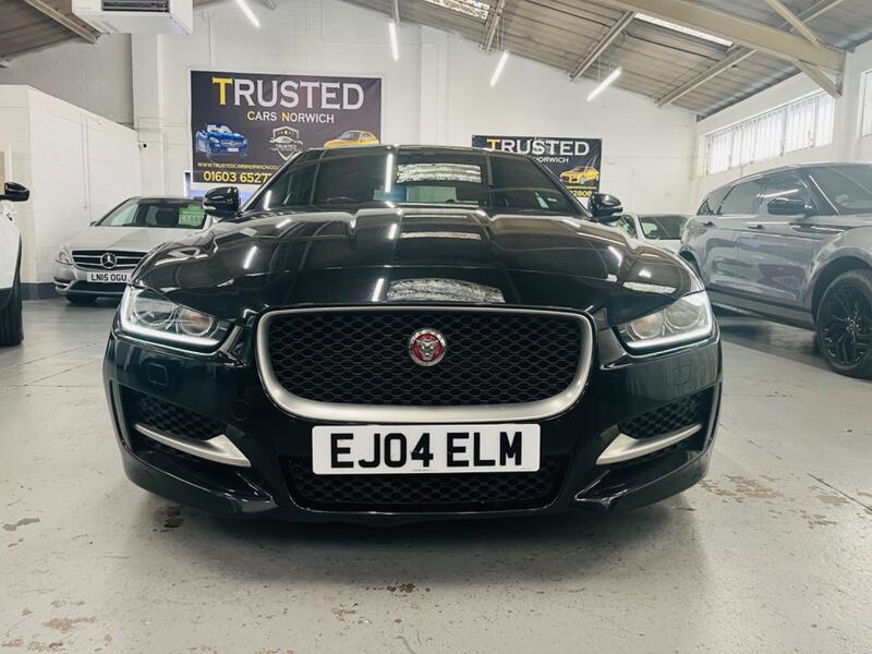JAGUAR XE
