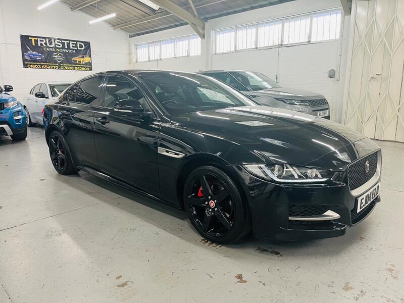 JAGUAR XE