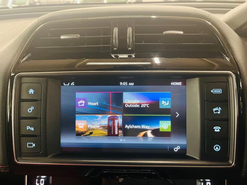 JAGUAR XE
