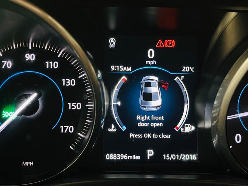JAGUAR XE