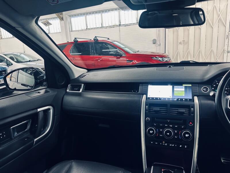 LAND ROVER DISCOVERY SPORT