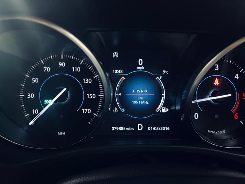 JAGUAR XE