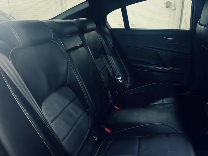 JAGUAR XE