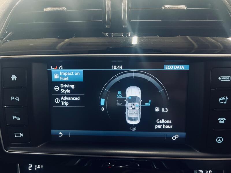 JAGUAR XE