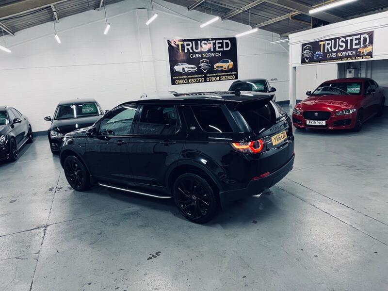 LAND ROVER DISCOVERY SPORT