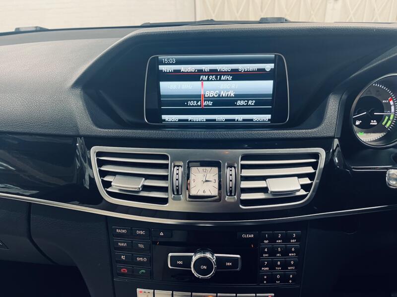 MERCEDES-BENZ E CLASS