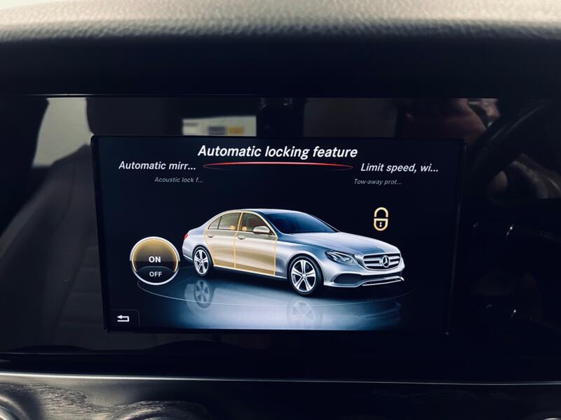 MERCEDES-BENZ E CLASS