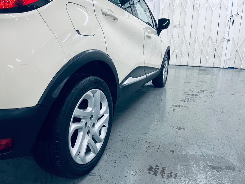 RENAULT CAPTUR