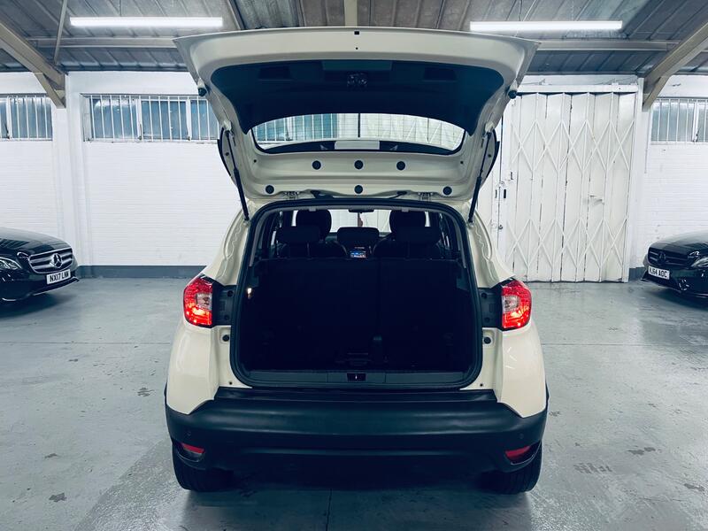RENAULT CAPTUR