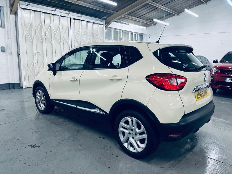 RENAULT CAPTUR