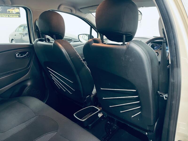 RENAULT CAPTUR
