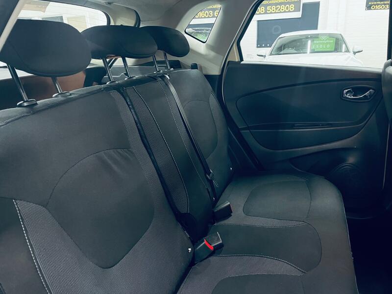 RENAULT CAPTUR