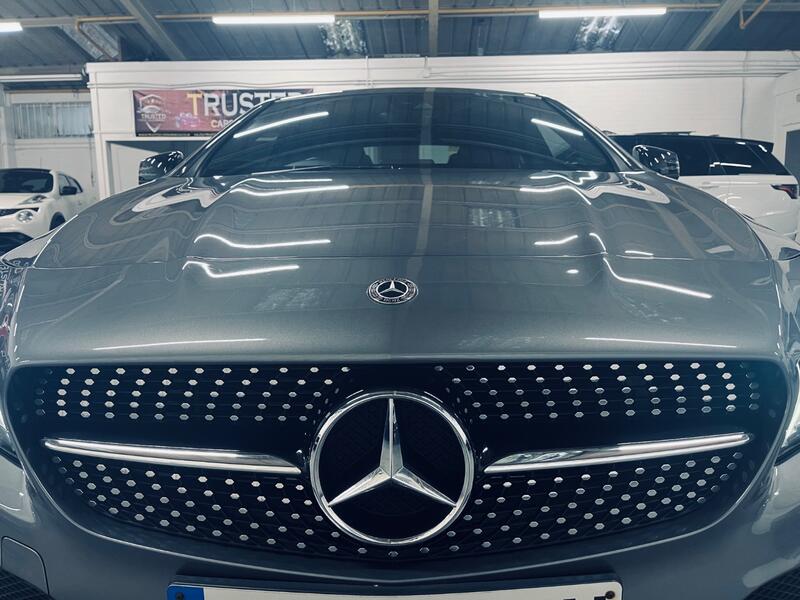MERCEDES-BENZ CLA