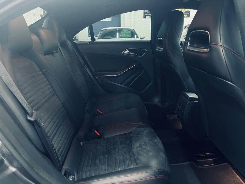 MERCEDES-BENZ CLA